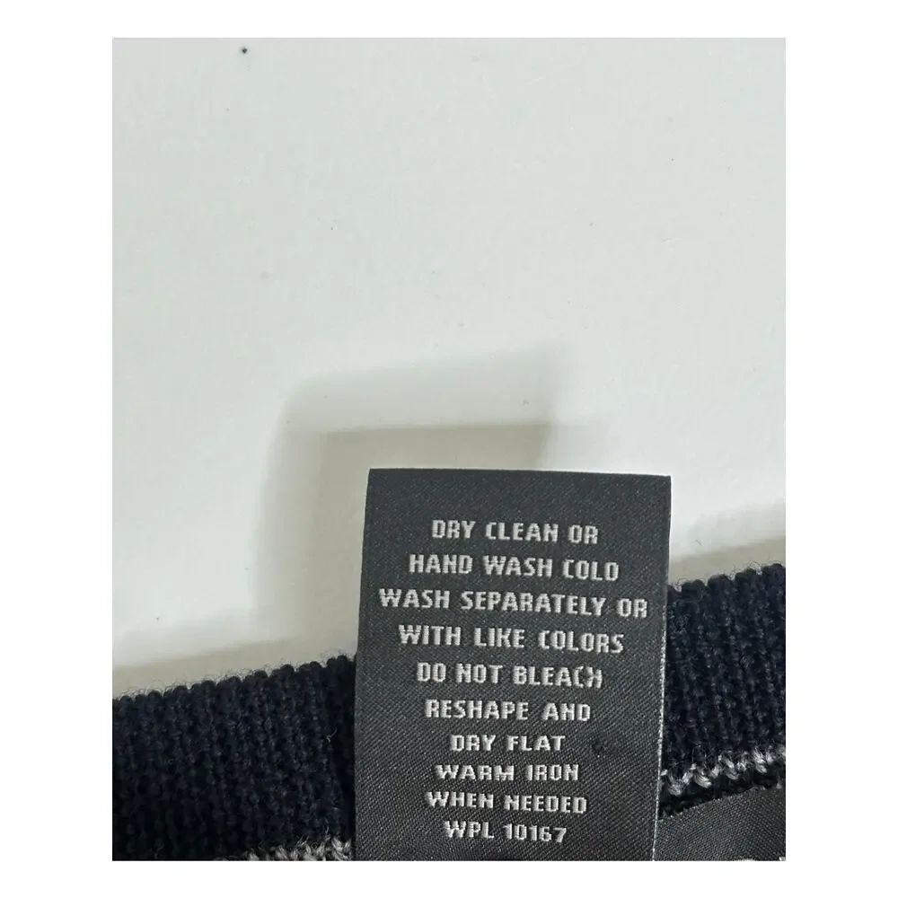 Bloomingdale's Men's 100% Merino Wool Sweater Dark Navy Blue XL Crew Neck Soft